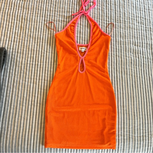 SUPERDOWN Orange Halterneck Mini Dress - Picture 4 of 12